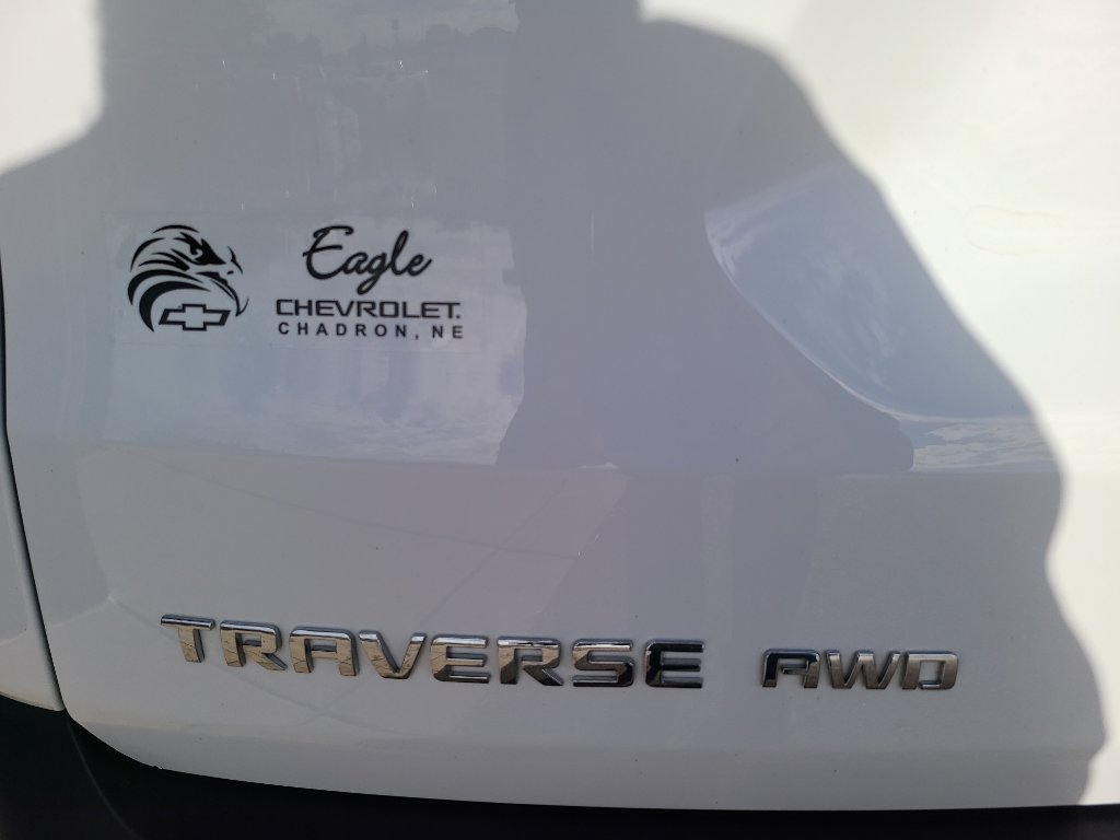 Used 2022 Chevrolet Traverse LS AWD/4WD image 26