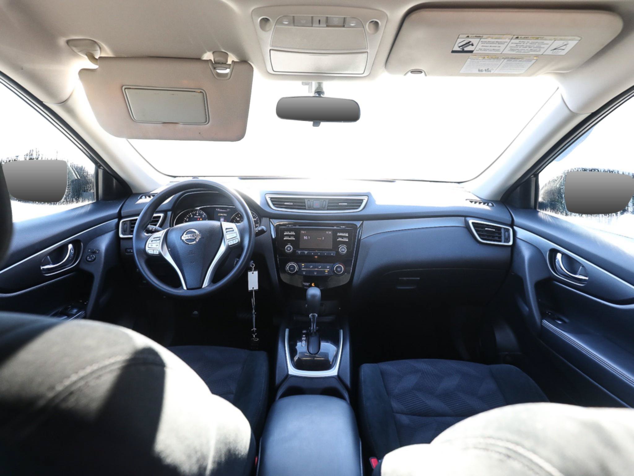 Used 2016 Nissan Rogue S FWD image 23