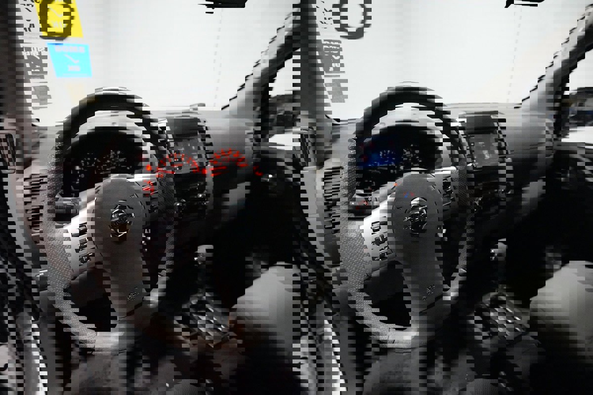 Used 2019 Nissan Frontier S image 8