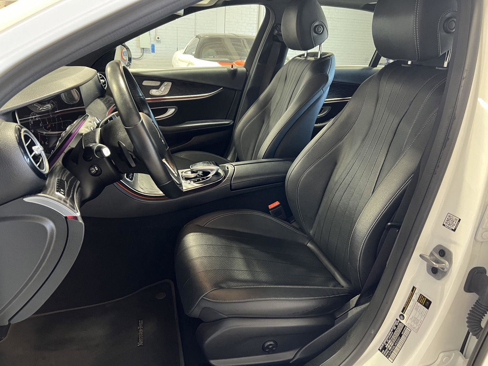 Used 2020 Mercedes-Benz E 350 4MATIC Sedan image 10