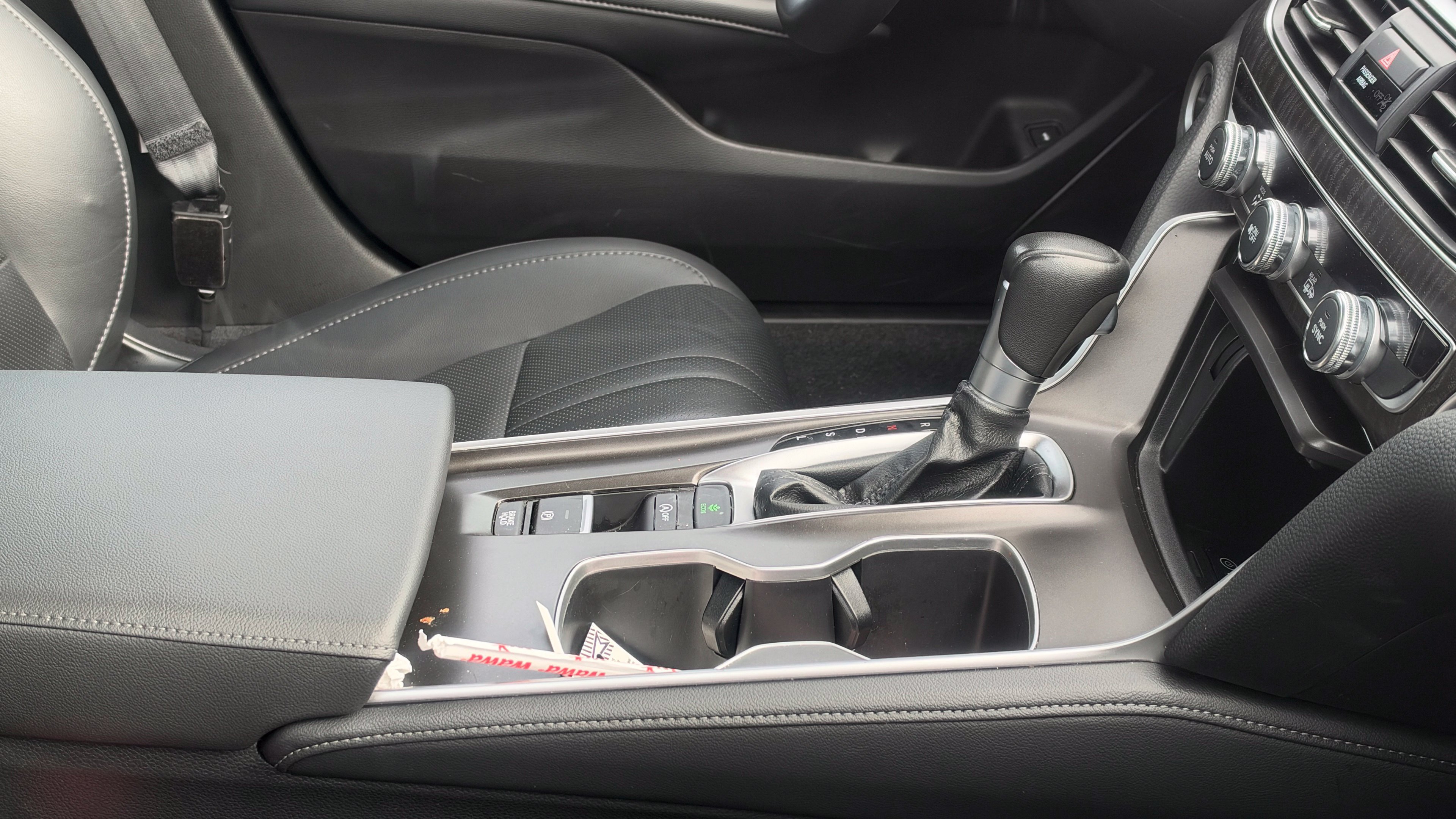 Used 2022 Honda Accord EX-L image 8