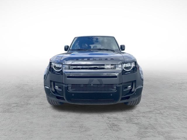 New 2026 Land Rover Defender 130 V8 image 2