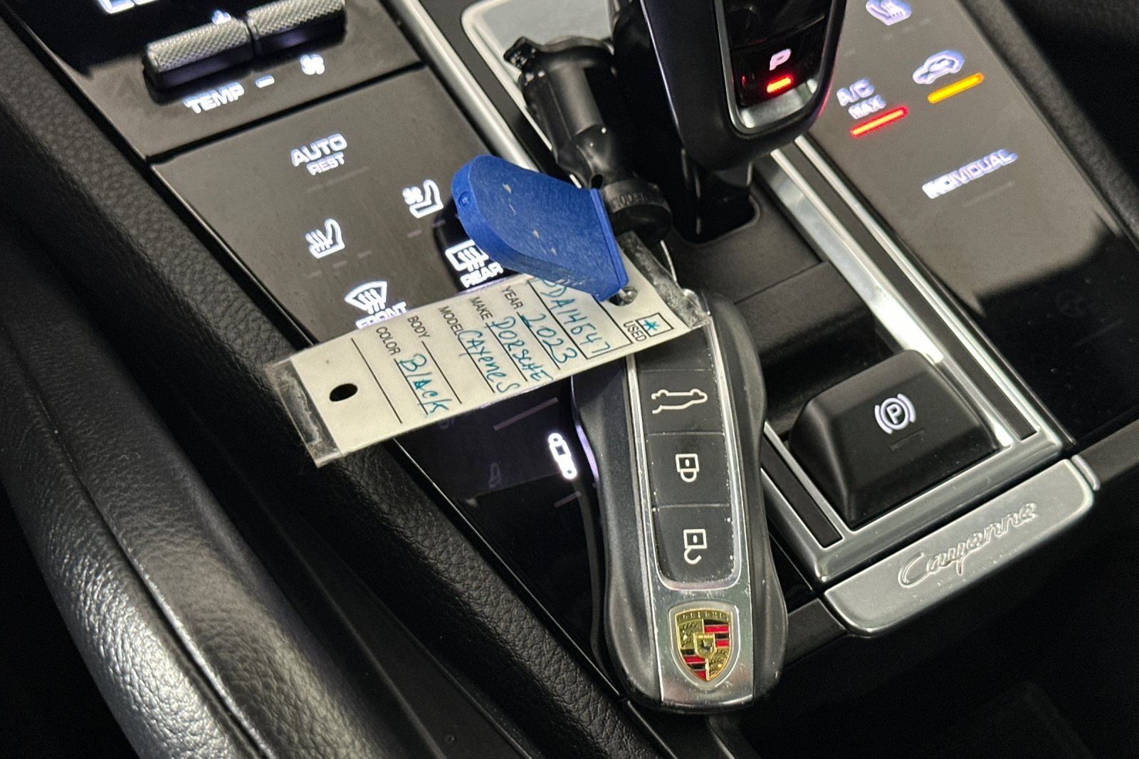 Used 2023 Porsche Cayenne S image 24