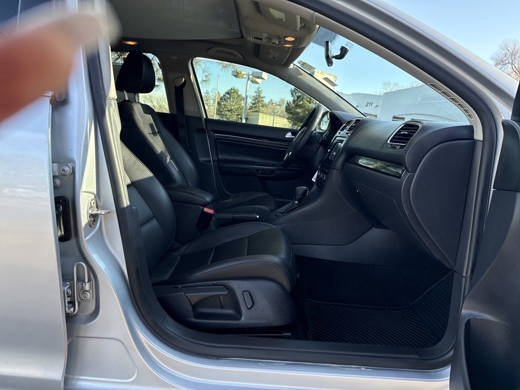 Used 2012 Volkswagen Jetta TDI image 29