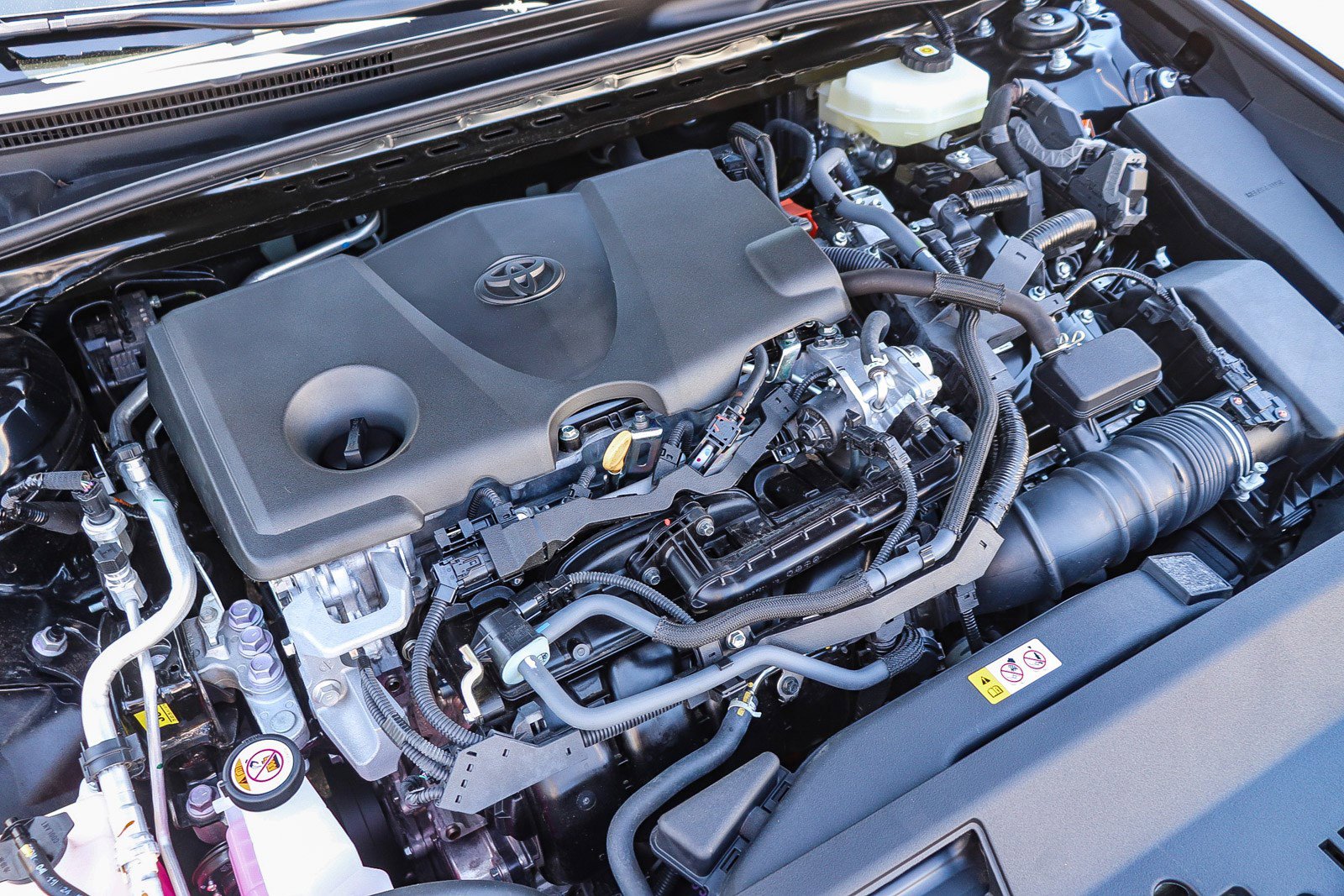 Used 2025 Toyota Camry SE w/ Convenience Package image 28