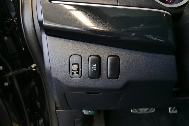 Used 2012 Mitsubishi Lancer Ralliart image 26