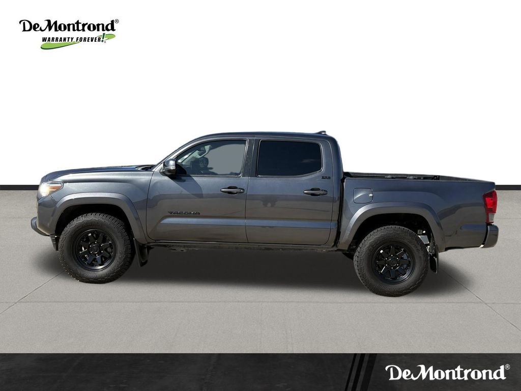 Used 2022 Toyota Tacoma SR5 w/ Technology Package image 8