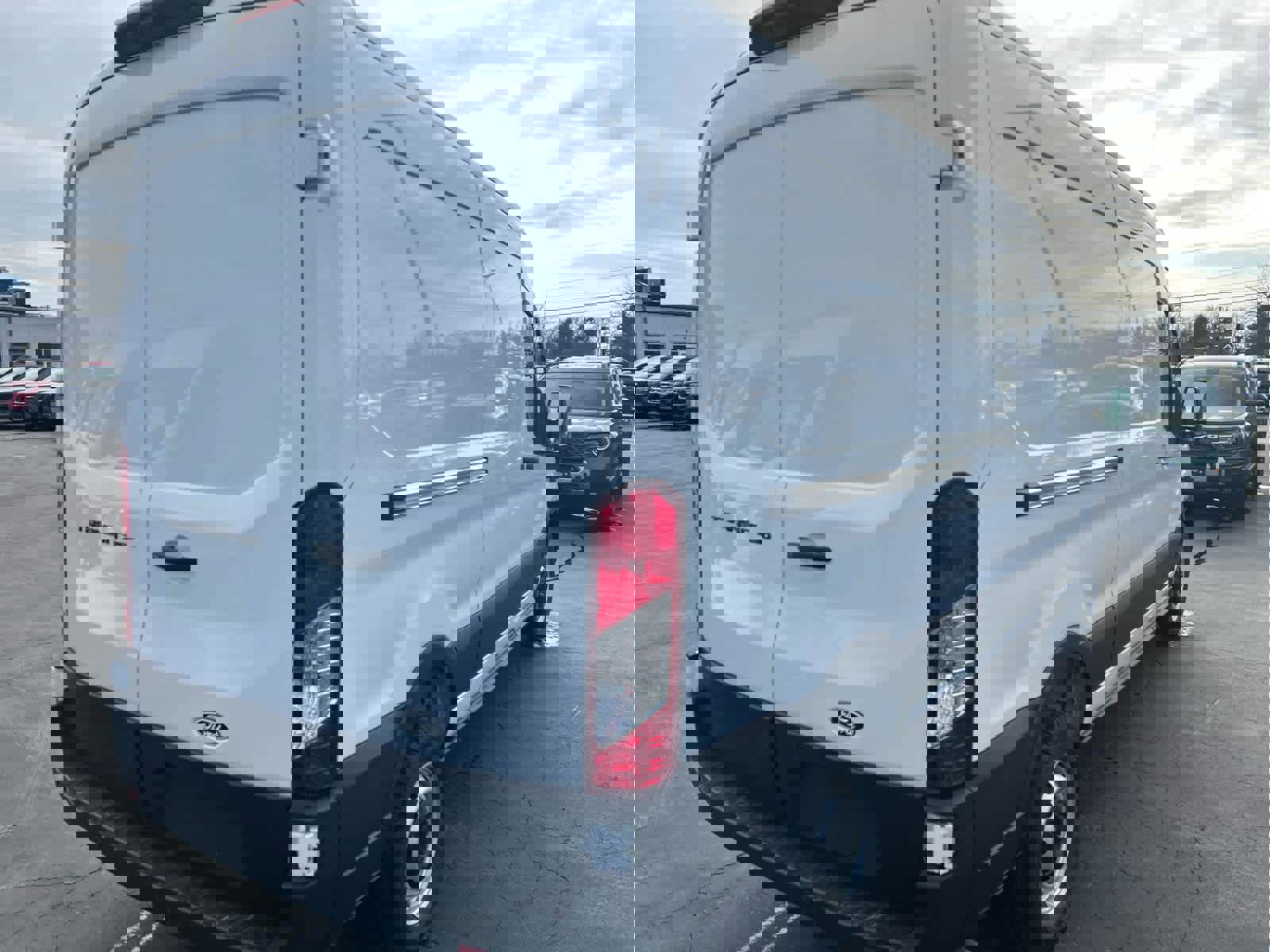 New 2026 Ford Transit 250 148 Medium Roof w/ Load Area Protection Package image 9