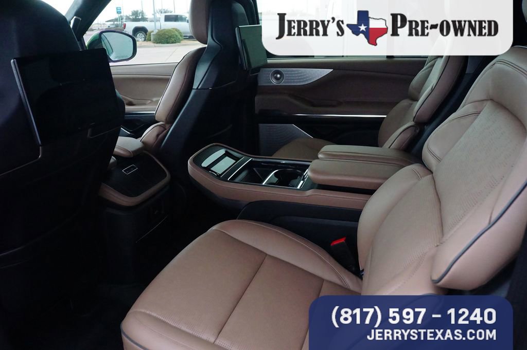 Used 2025 Lincoln Navigator L Black Label image 20