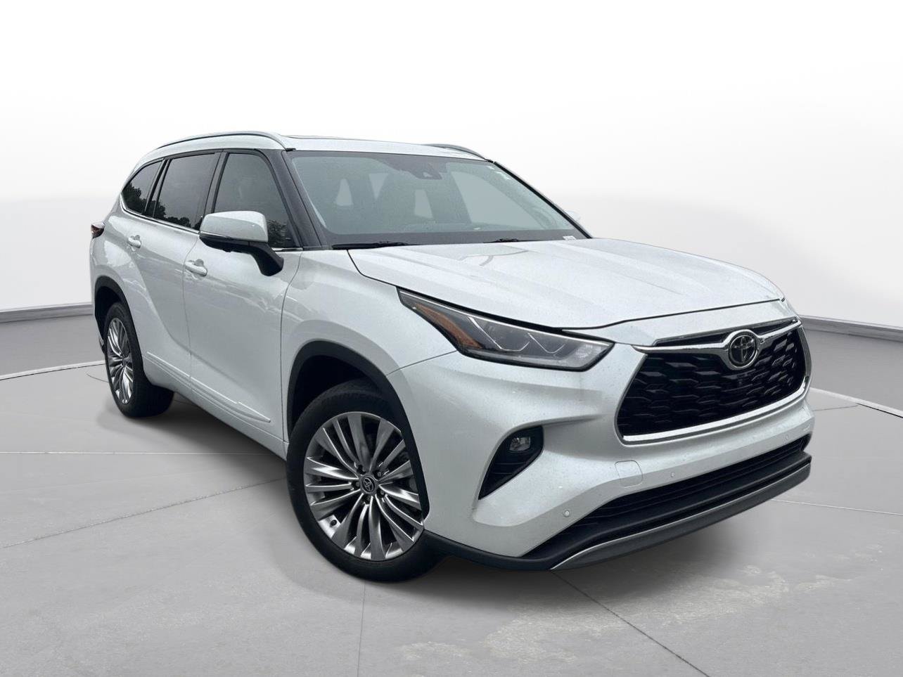 Used 2023 Toyota Highlander Platinum FWD image 56