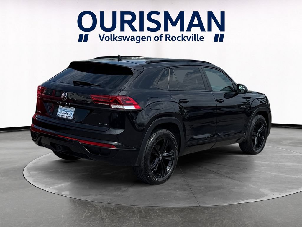 Used 2023 Volkswagen Atlas Cross Sport SEL R-Line AWD/4WD image 6