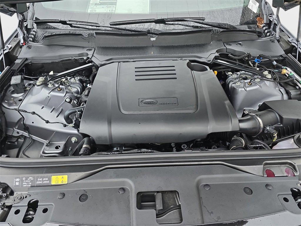 New 2026 Land Rover Discovery Dynamic SE image 33