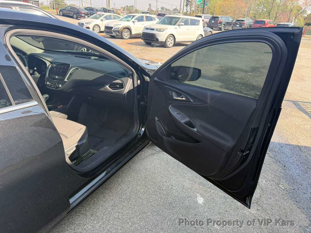 Used 2024 Chevrolet Malibu LS image 12