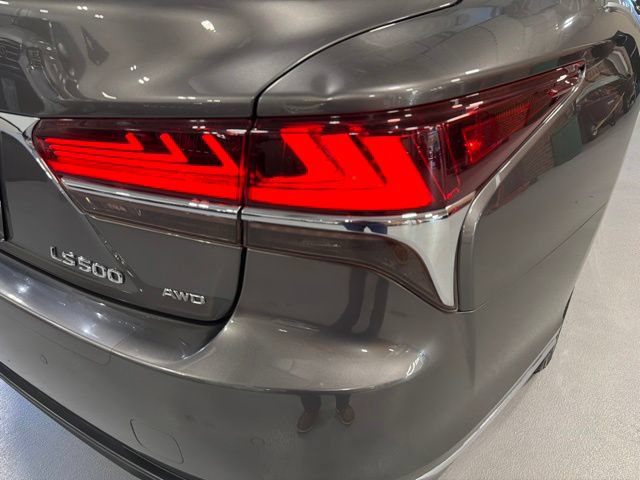 Used 2019 Lexus LS 500 AWD w/ Interior Upgrade Package image 39