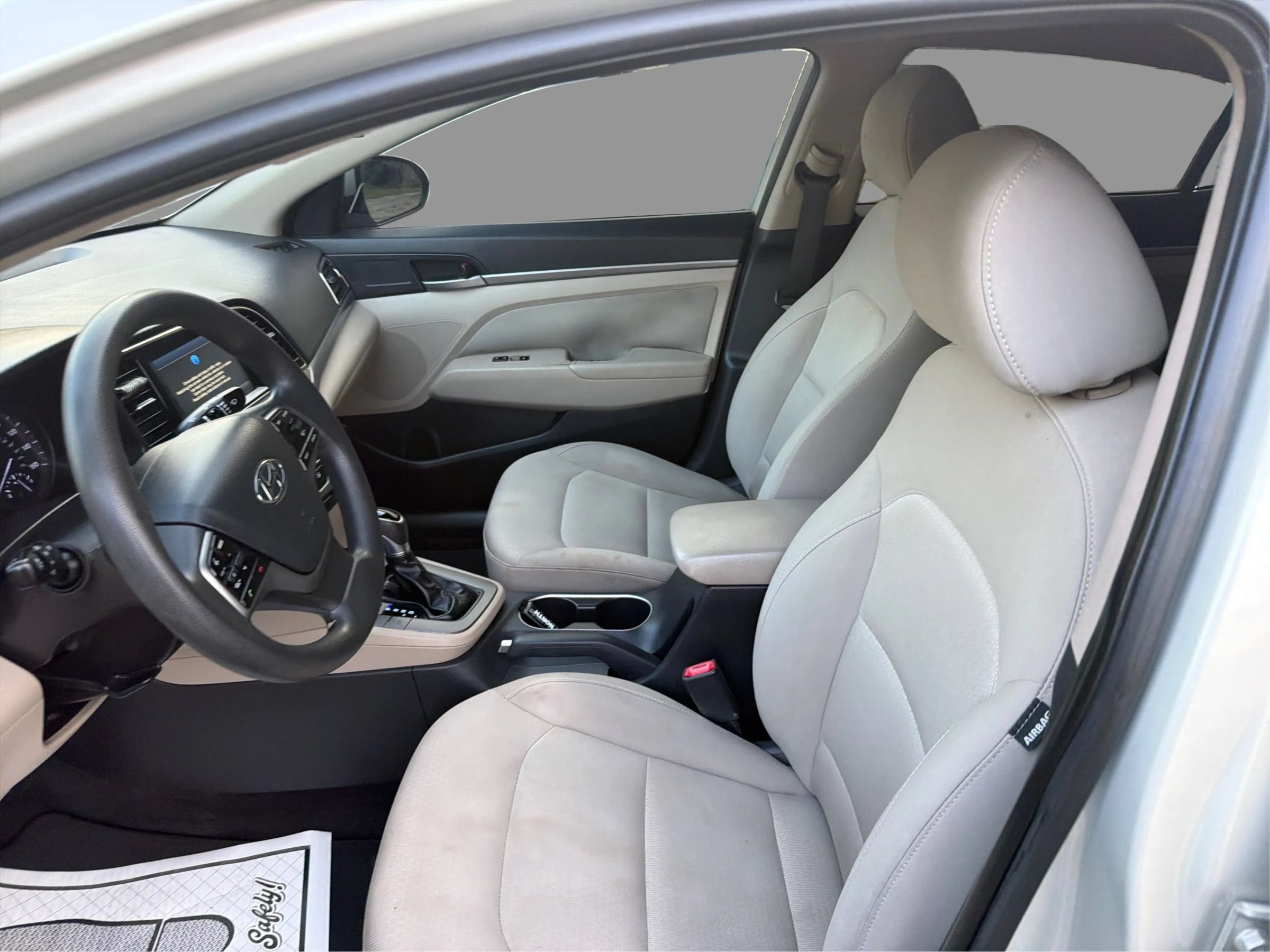 Used 2017 Hyundai Elantra SE FWD image 10