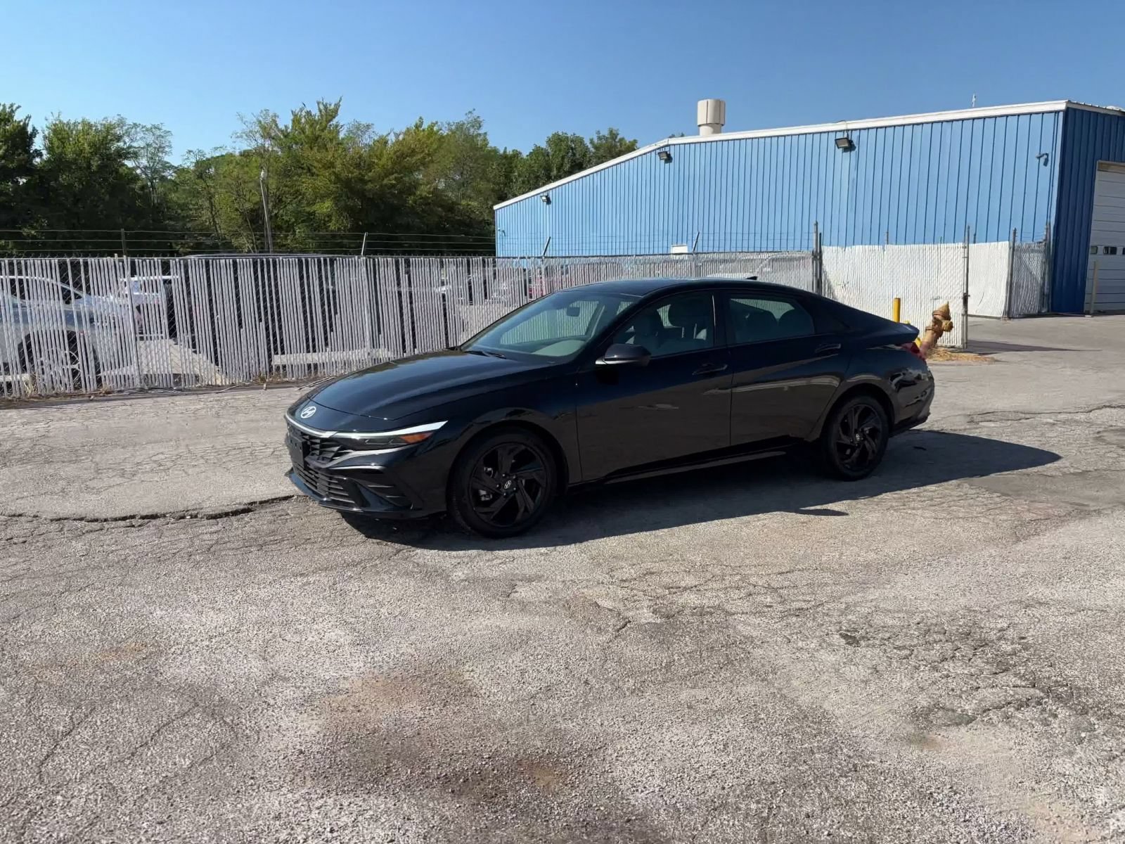 Used 2026 Hyundai Elantra Sport FWD image 7