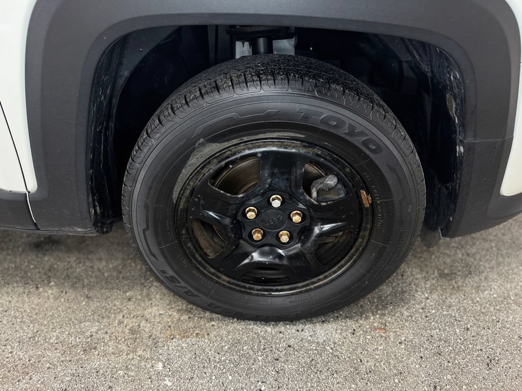 Used 2020 Jeep Renegade Sport FWD image 23