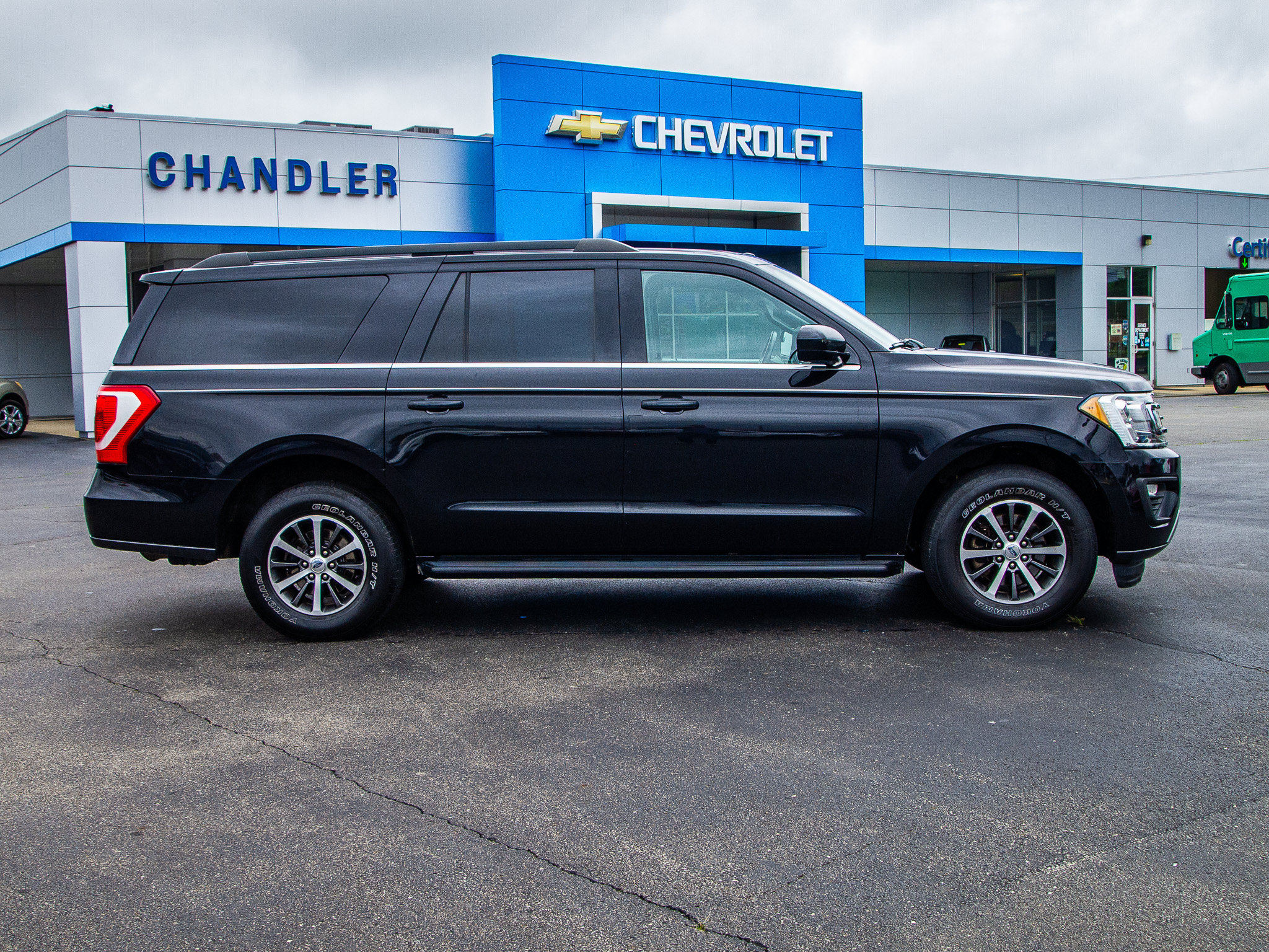 Used 2019 Ford Expedition Max XLT AWD/4WD image 8