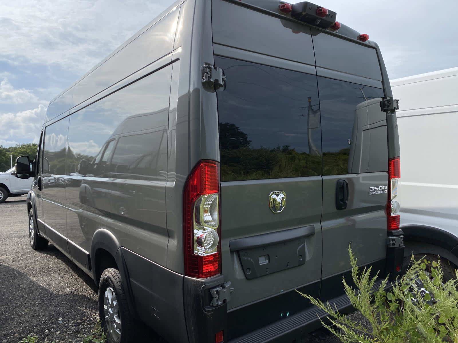 Used 2025 RAM ProMaster 3500 w/ Quick Order Package 22H SLT+ FWD image 4