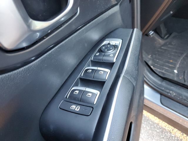 Used 2023 Kia Sorento S image 17