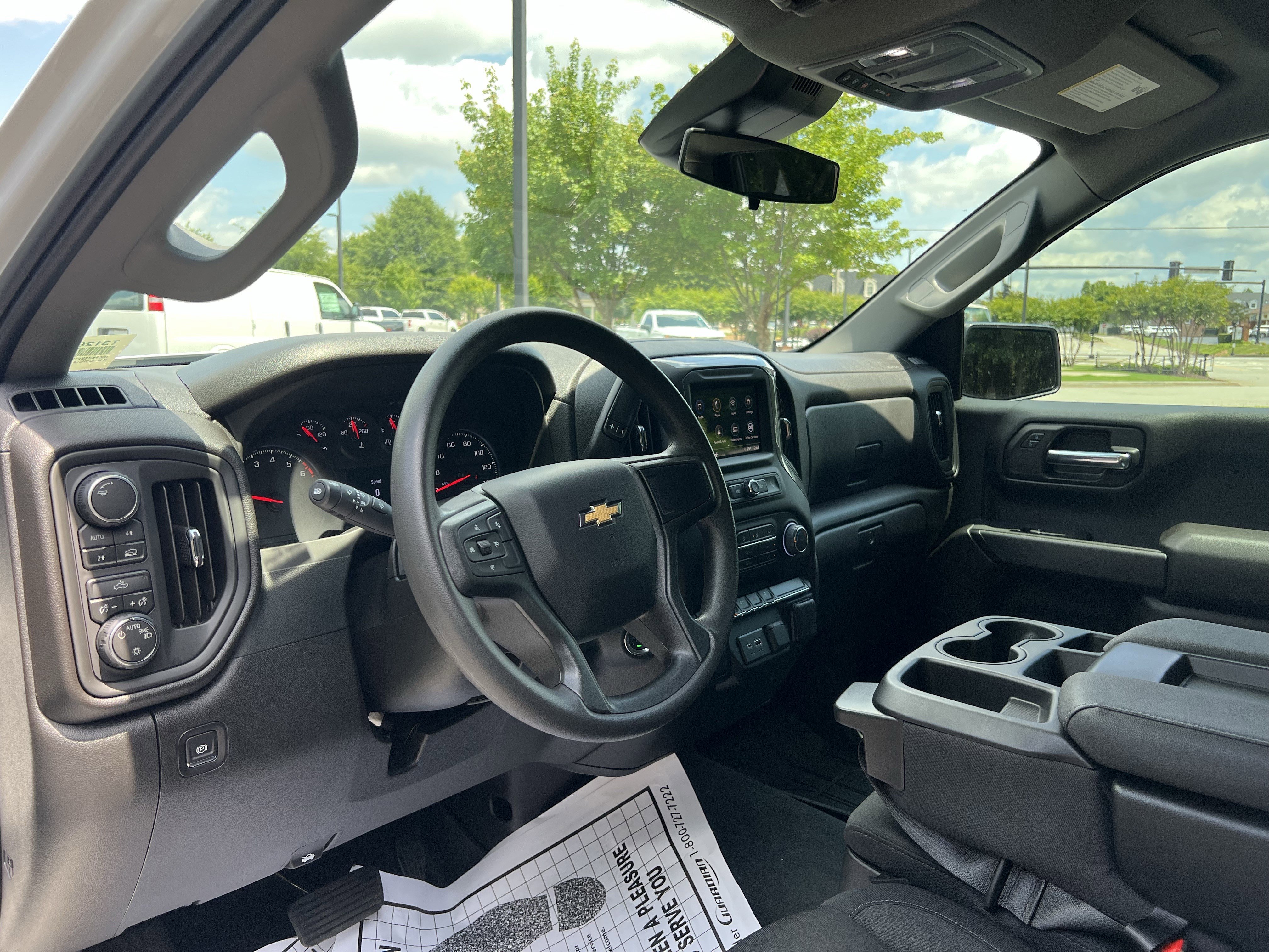 Used 2026 Chevrolet Silverado 1500 Custom w/ Turbomax Blackout Package AWD/4WD image 17