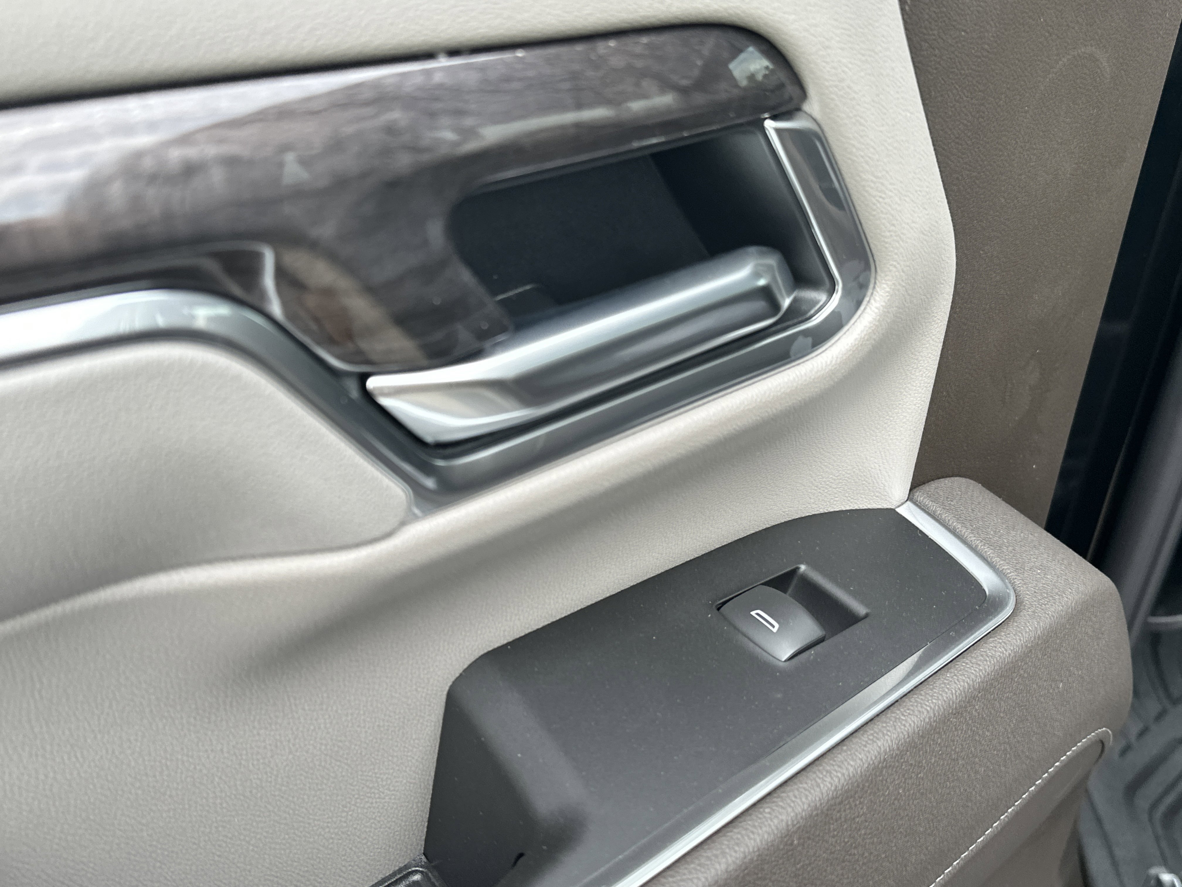 New 2026 Chevrolet Silverado 2500 LTZ w/ LTZ Convenience Package image 13