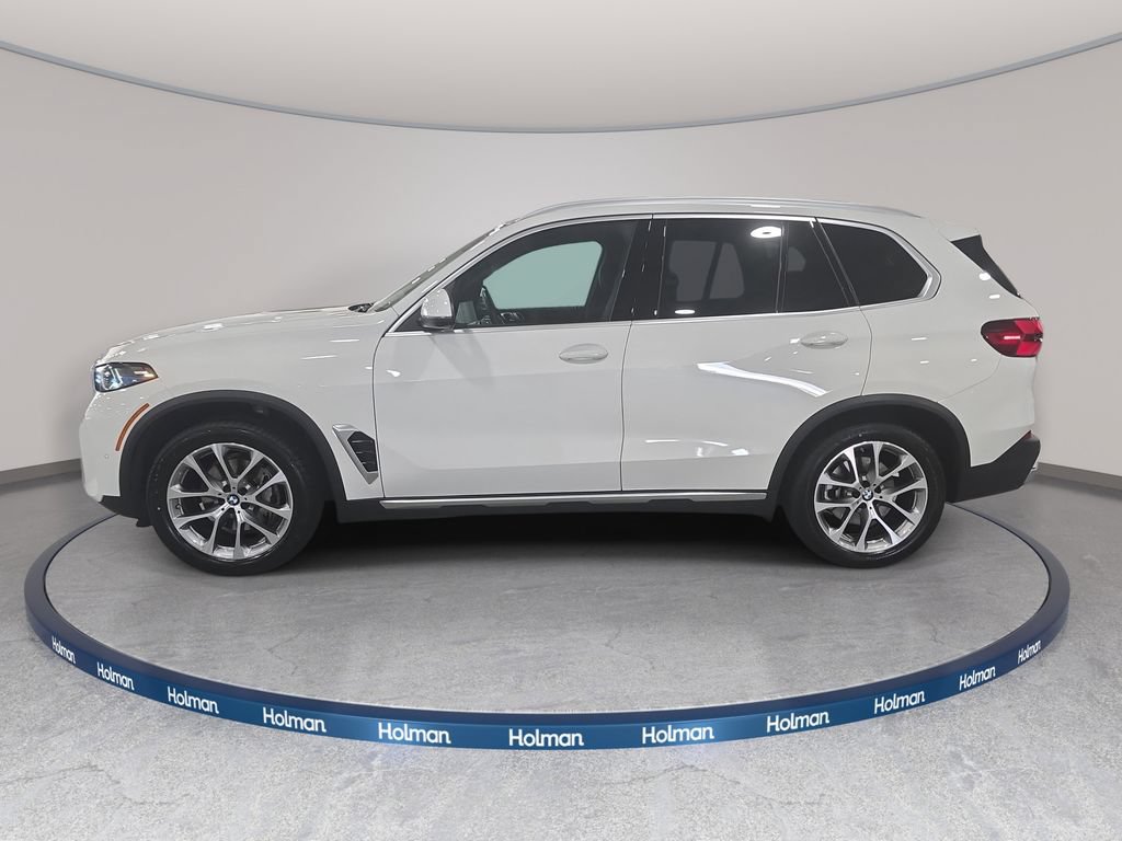 Certified 2025 BMW X5 sDrive40i w/ Parking Assistance Package RWD image 8