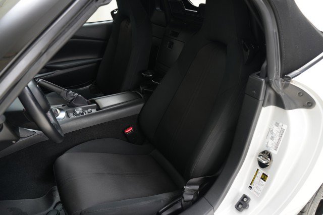 Used 2019 MAZDA MX-5 Miata Sport image 23