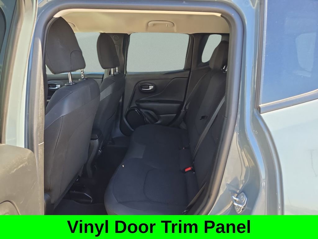 Used 2018 Jeep Renegade Altitude w/ UConnect 8.4 Nav Group image 16