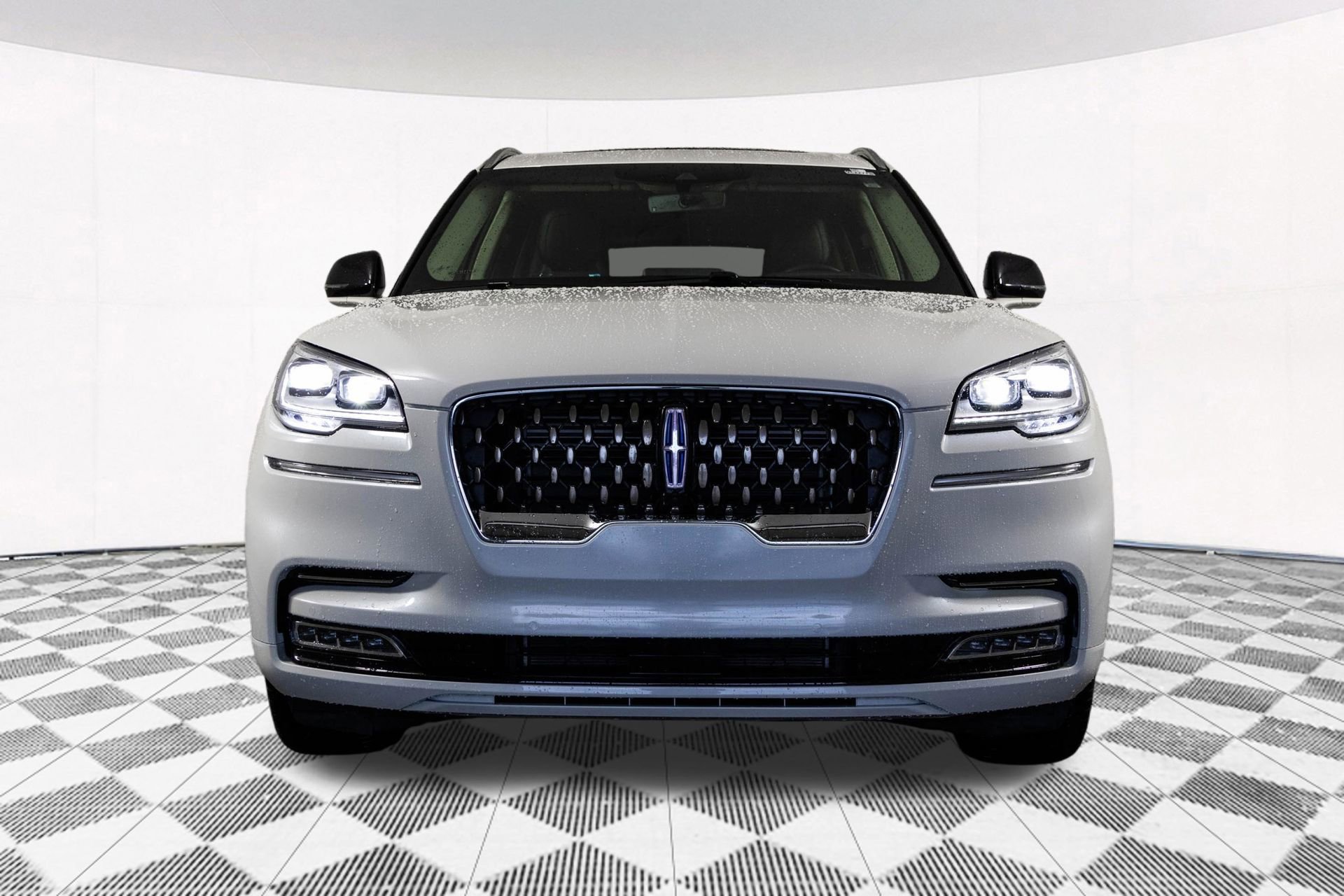 Used 2021 Lincoln Aviator Grand Touring w/ Equipment Group 302A AWD/4WD image 8