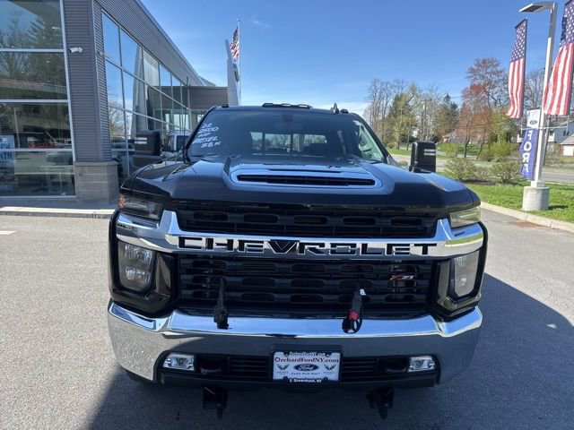 Used 2022 Chevrolet Silverado 2500 LT w/ Convenience Package image 3