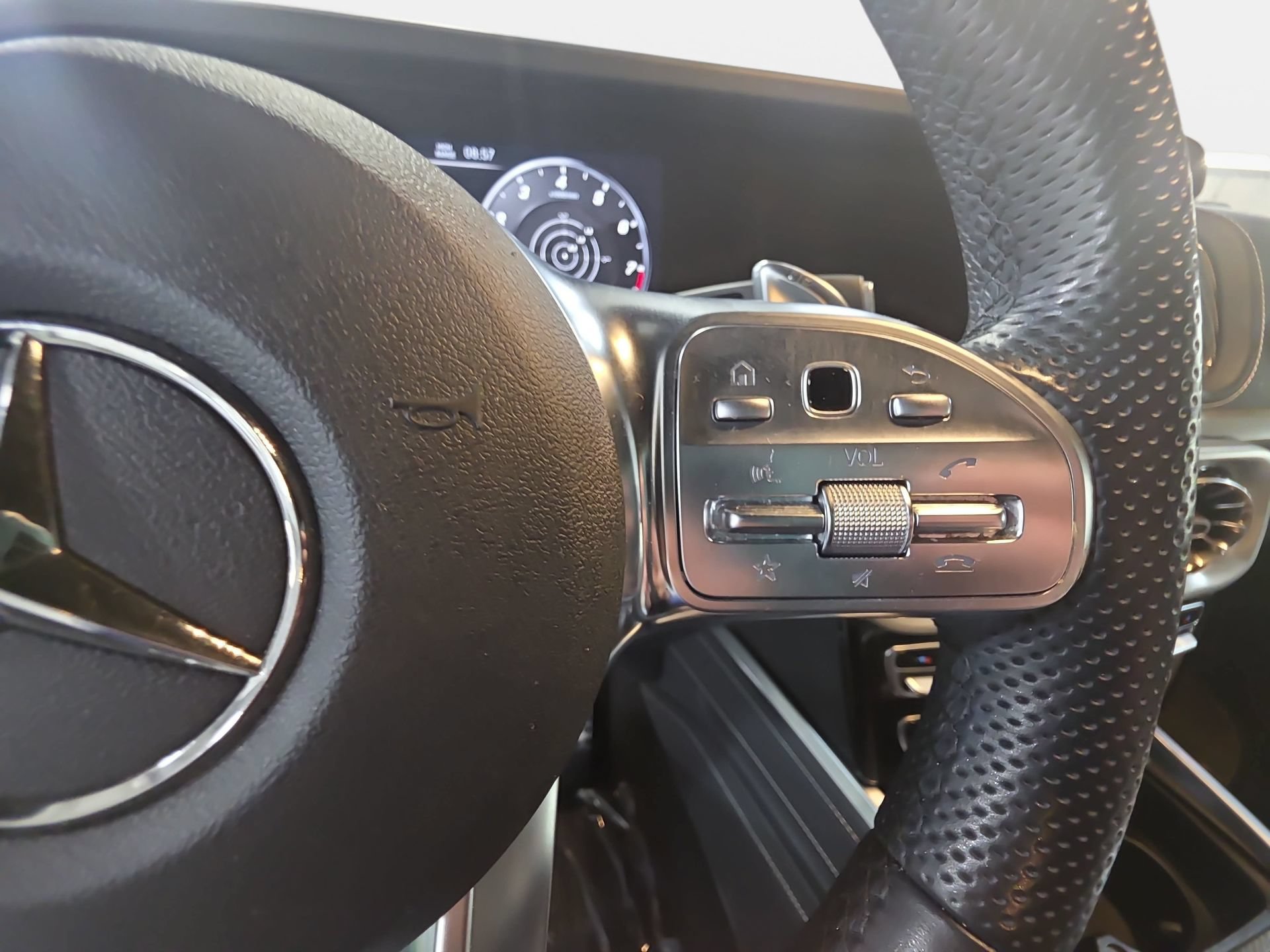Used 2022 Mercedes-Benz G 63 AMG 4MATIC image 17