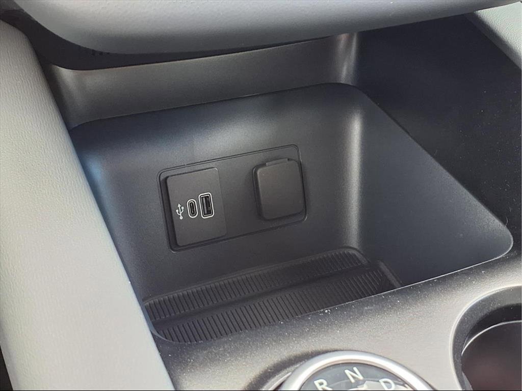 New 2026 Ford Explorer Active image 9