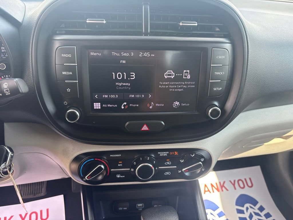 Used 2022 Kia Soul LX FWD image 19
