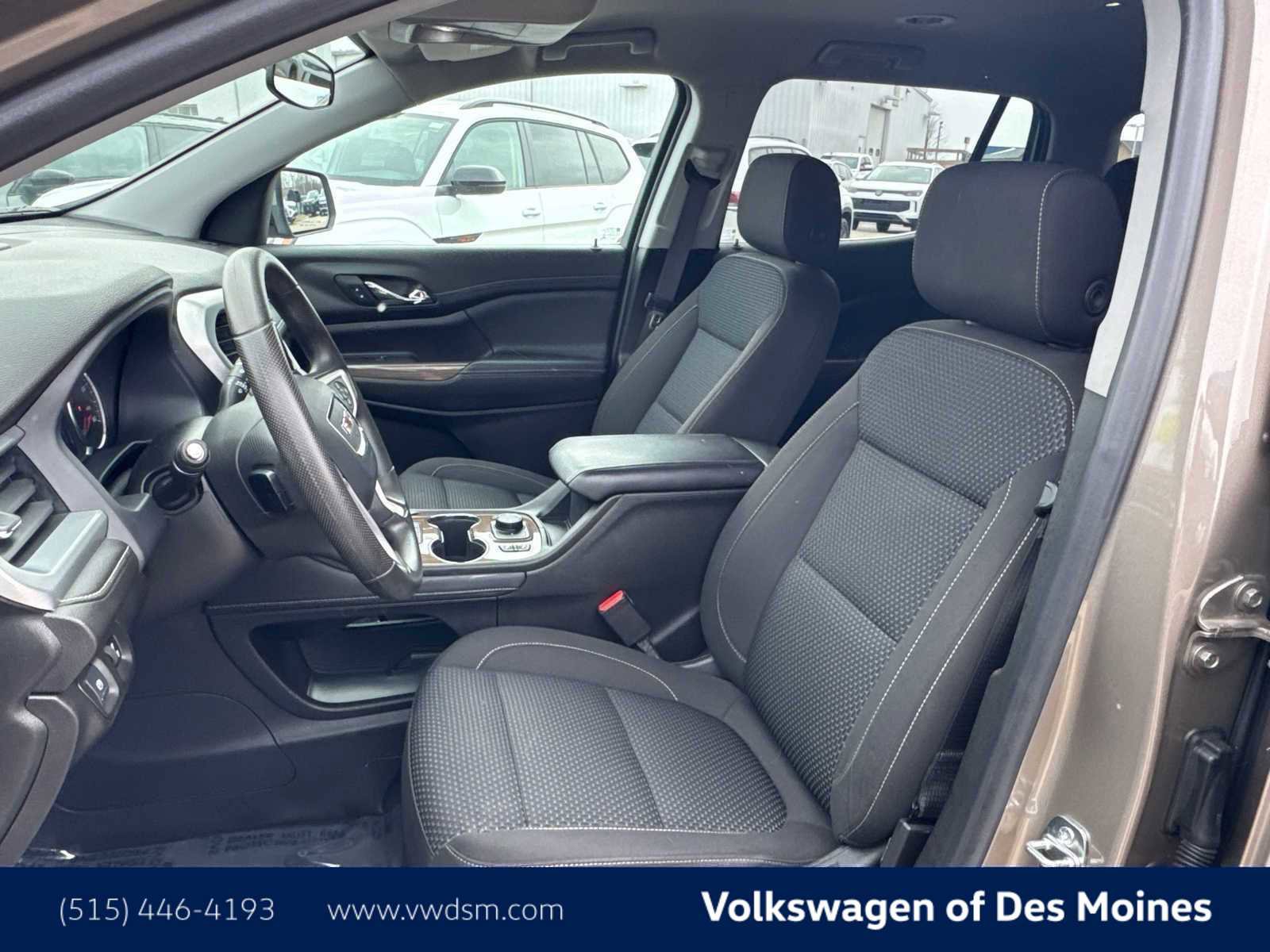 Used 2023 GMC Acadia SLE w/ Driver Convenience Package image 11