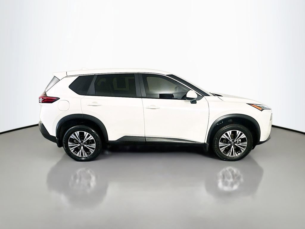 Used 2023 Nissan Rogue SV image 8