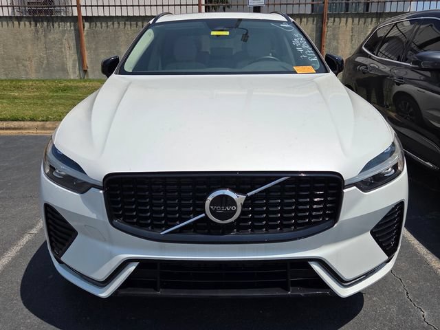 Used 2024 Volvo XC60 B5 Core AWD/4WD image 7