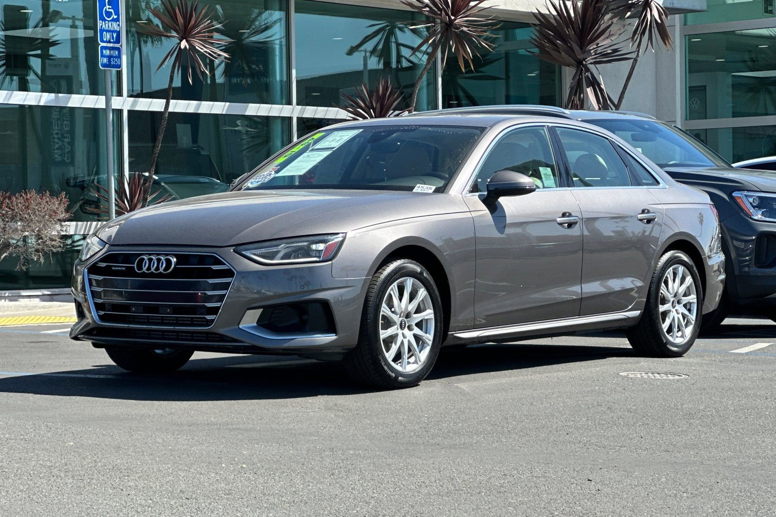 Used 2021 Audi A4 2.0T Premium w/ Convenience Package image 8