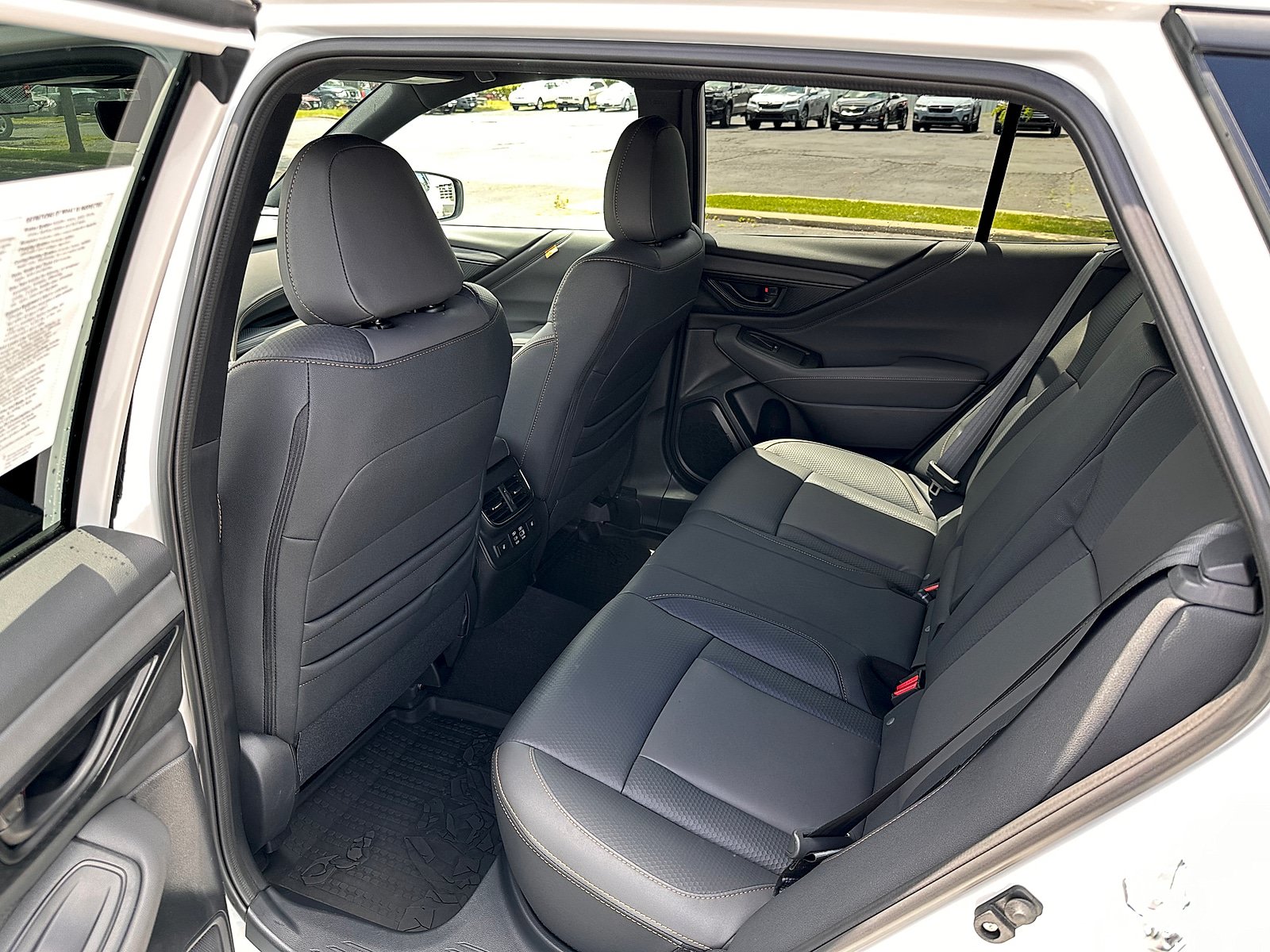 Certified 2025 Subaru Outback Wilderness AWD/4WD image 13