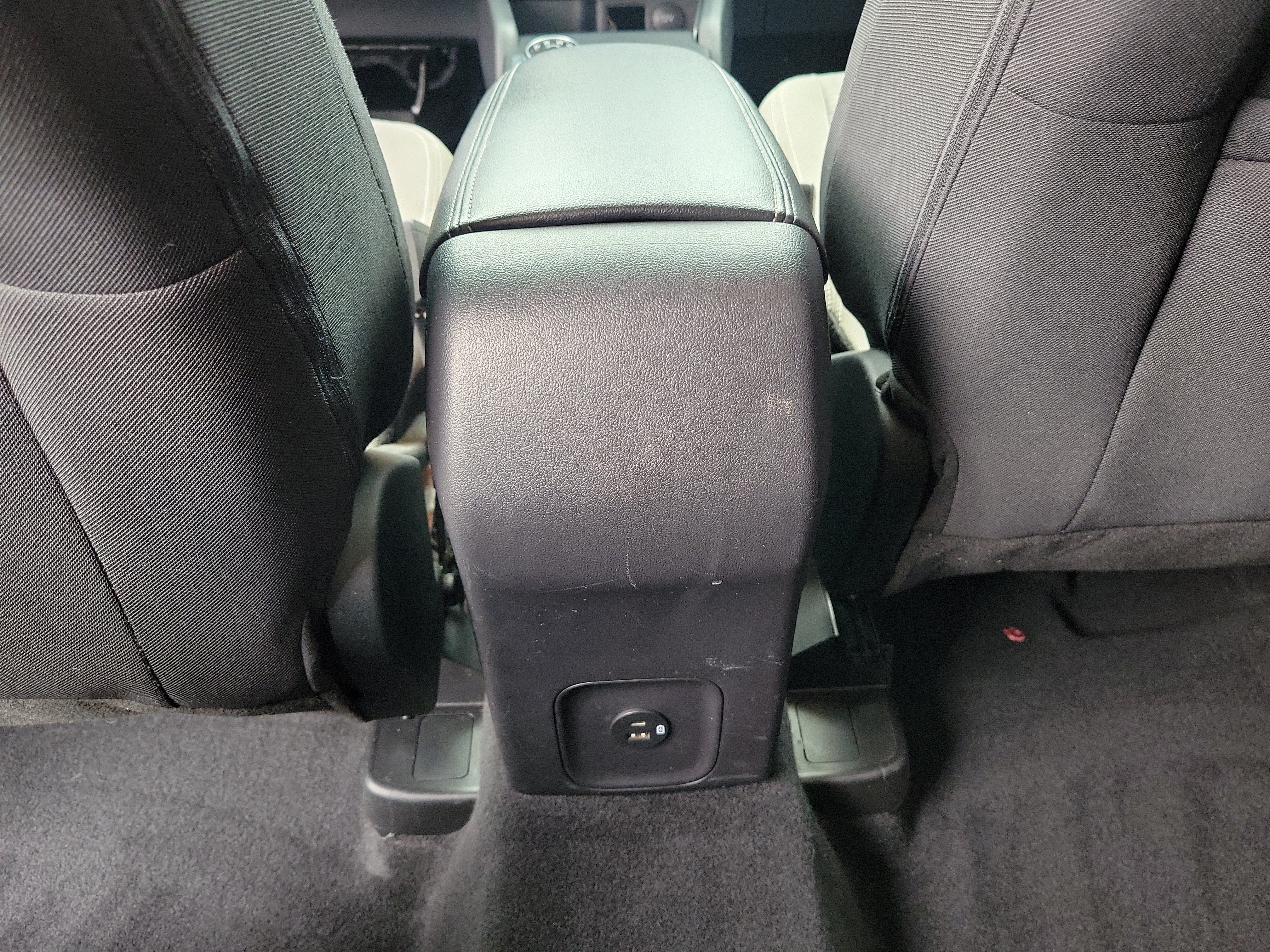 Used 2022 Ford Escape SE FWD image 11