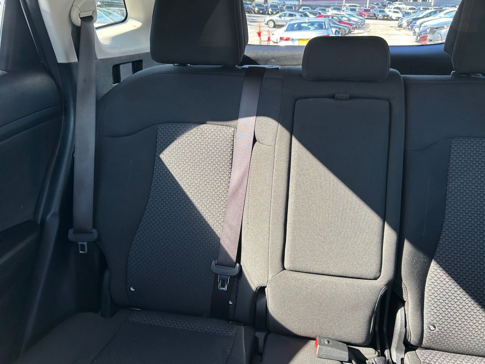 Used 2025 Kia Sportage LX FWD image 34