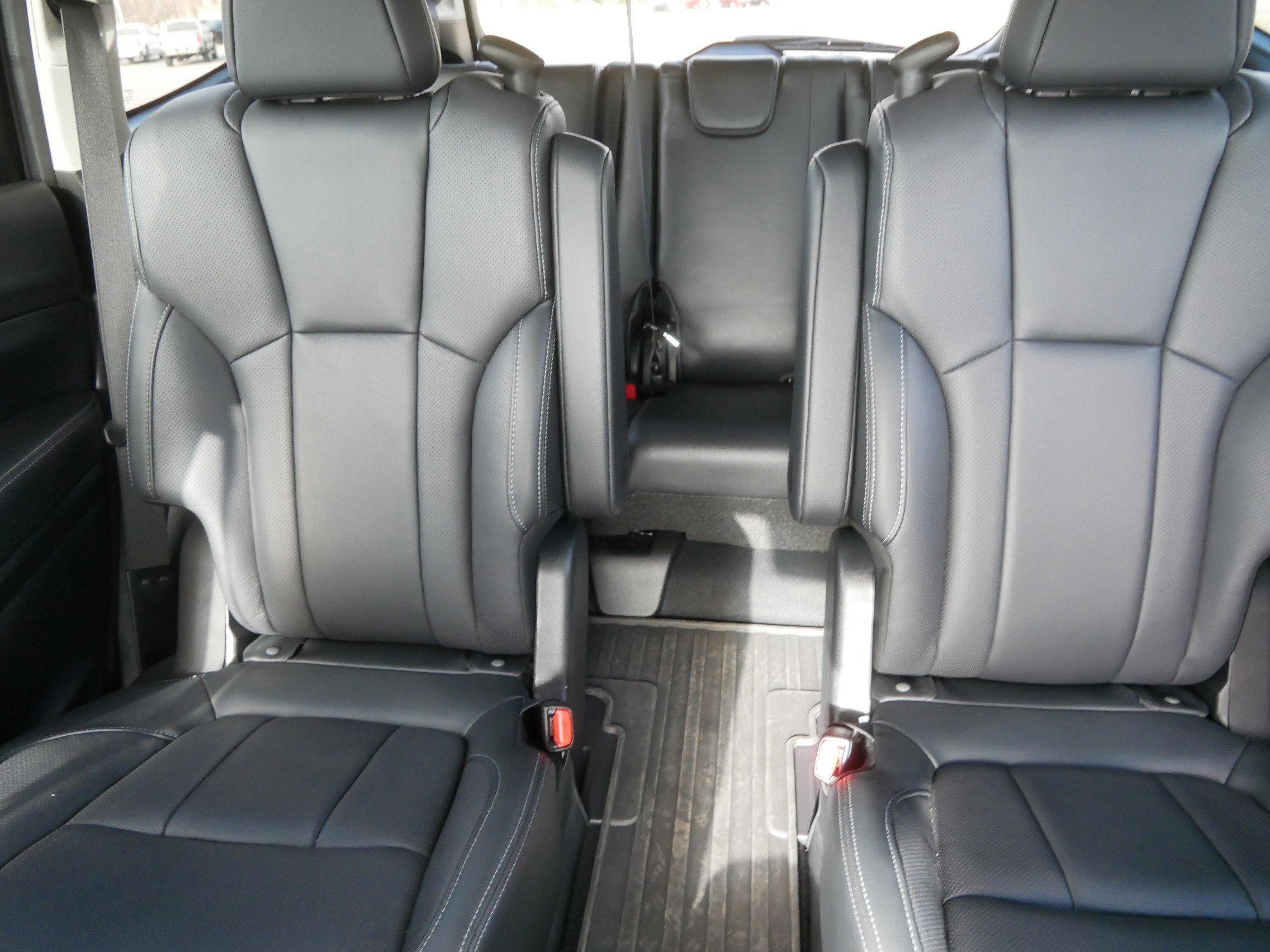Used 2023 Subaru Ascent Limited AWD/4WD image 13