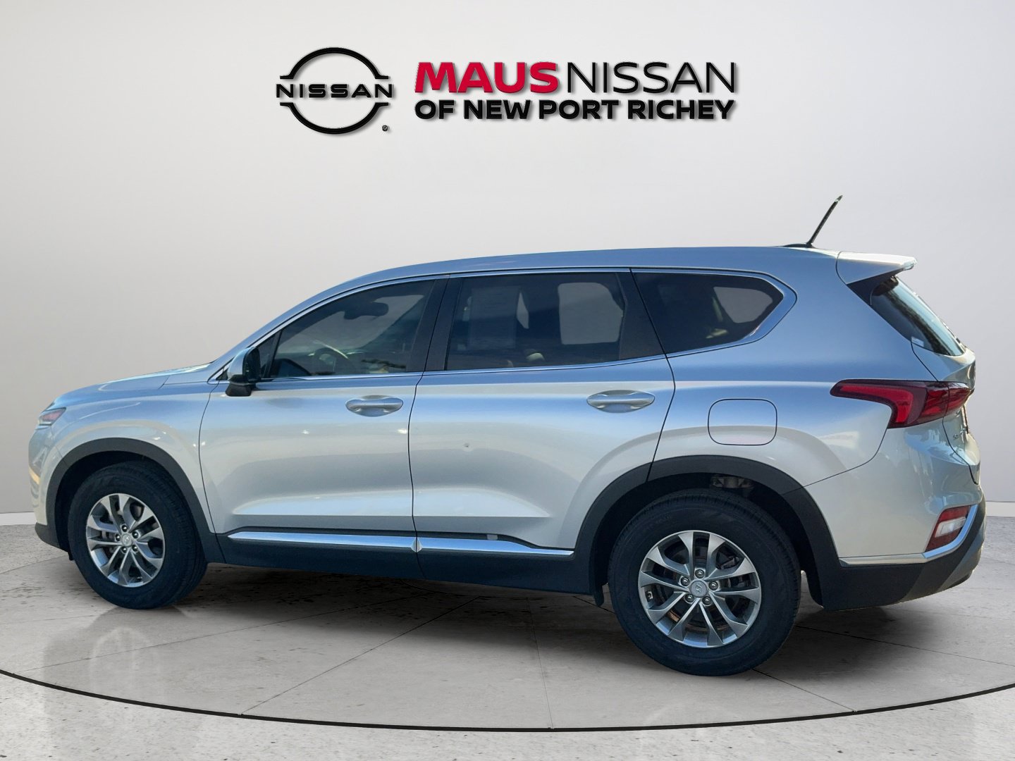 Used 2019 Hyundai Santa Fe SE FWD image 7