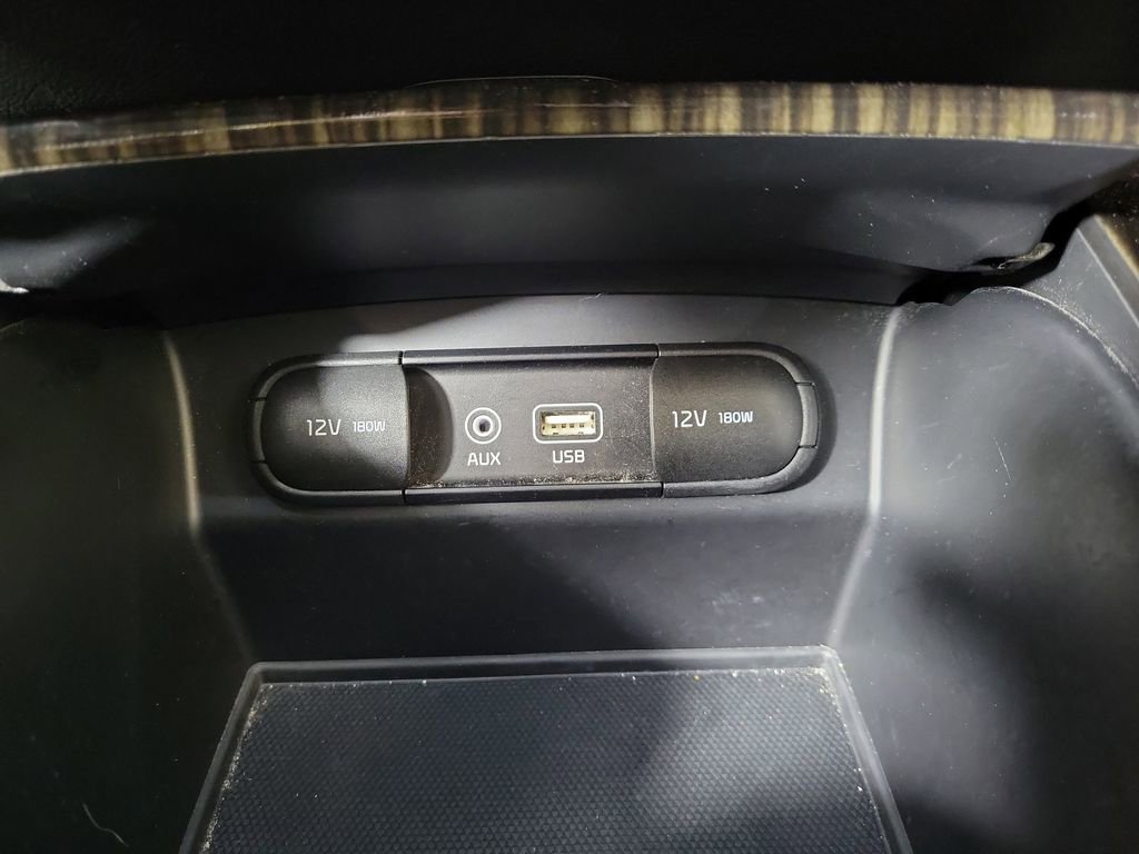 Used 2019 Kia Sorento EX w/ EX Touring Package AWD/4WD image 21