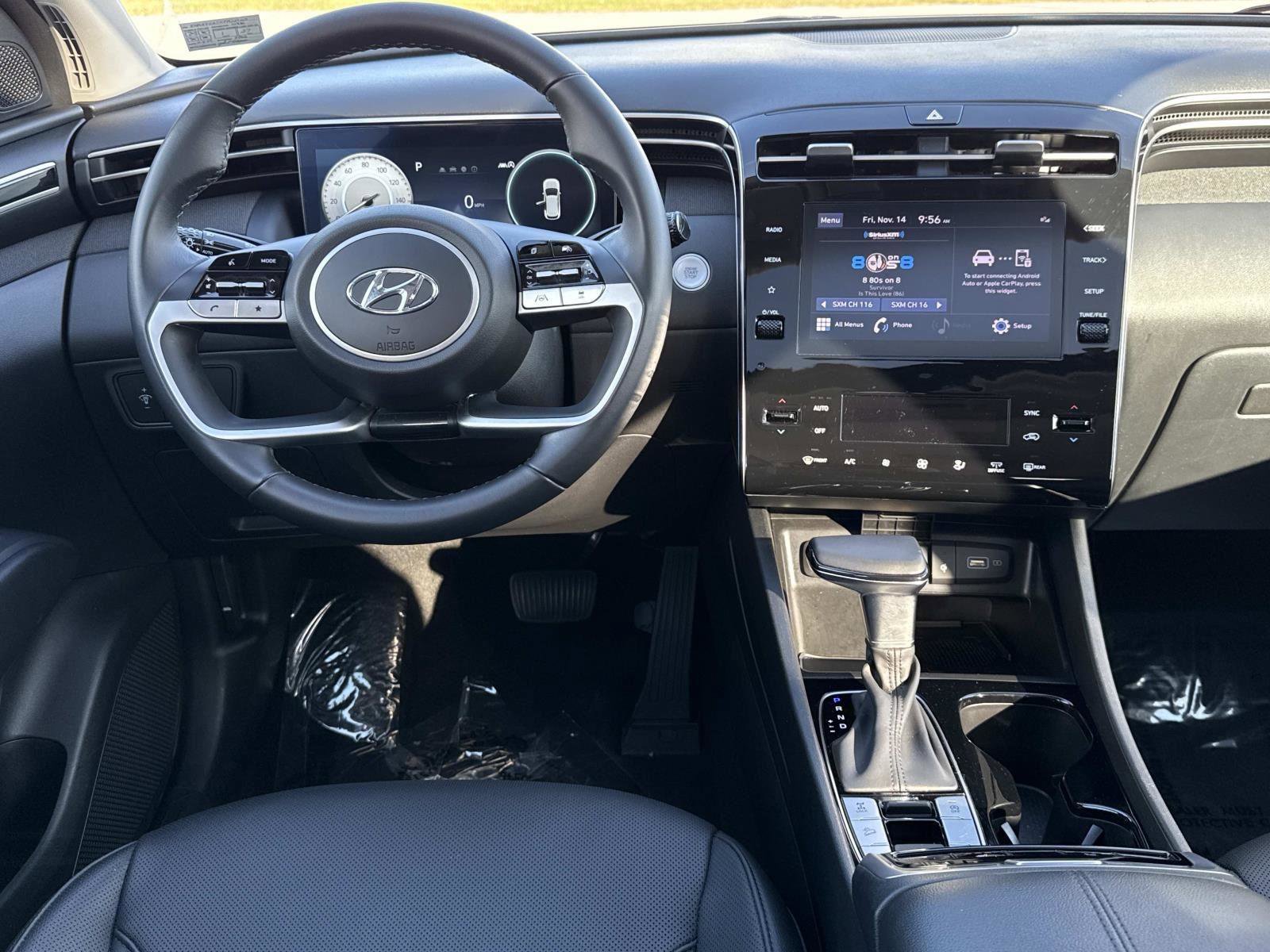 Used 2023 Hyundai Tucson SEL w/ Convenience Package image 2