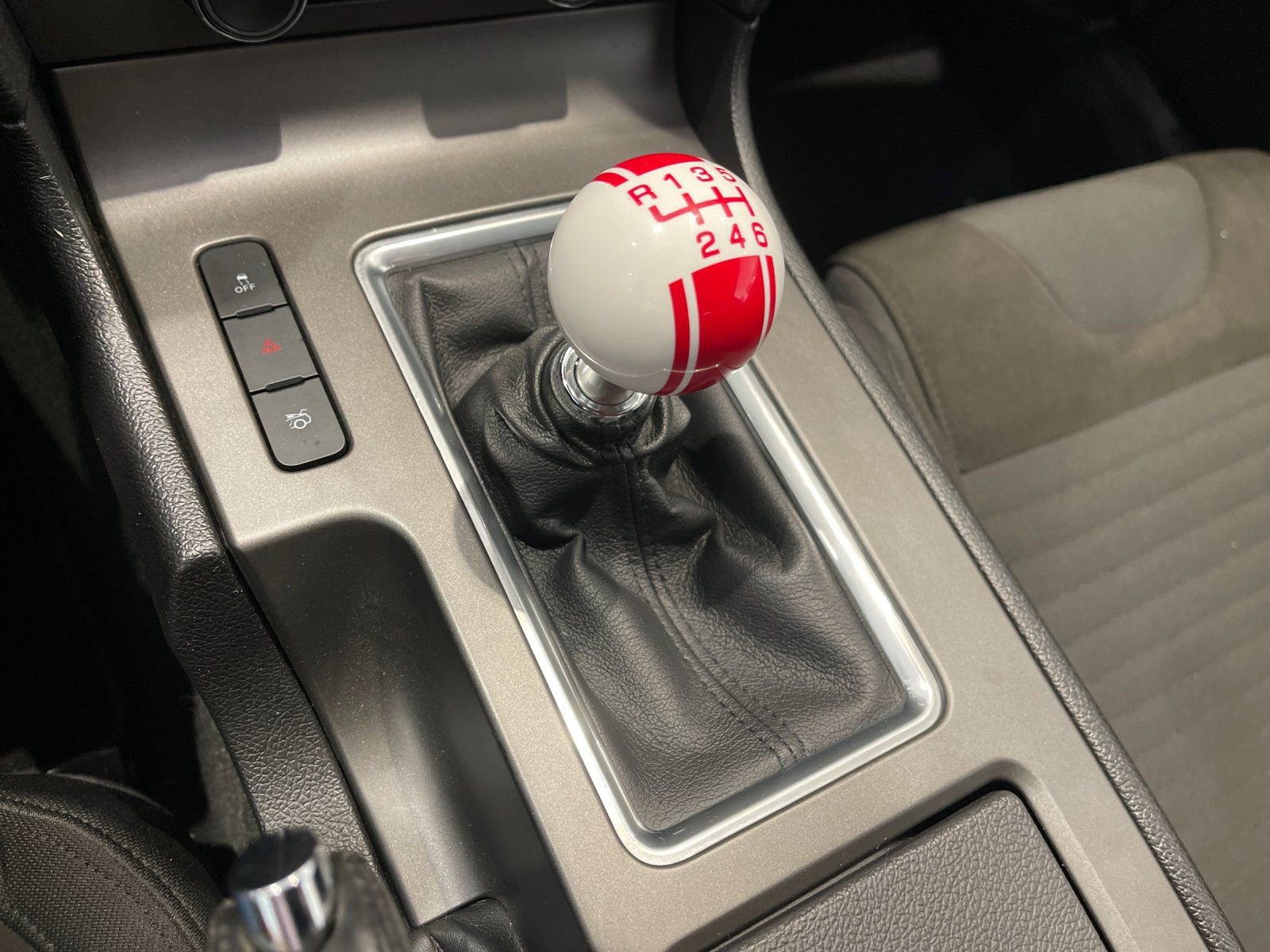 Used 2012 Ford Mustang Boss 302 w/ Boss 302 Accessory Pkg RWD image 21