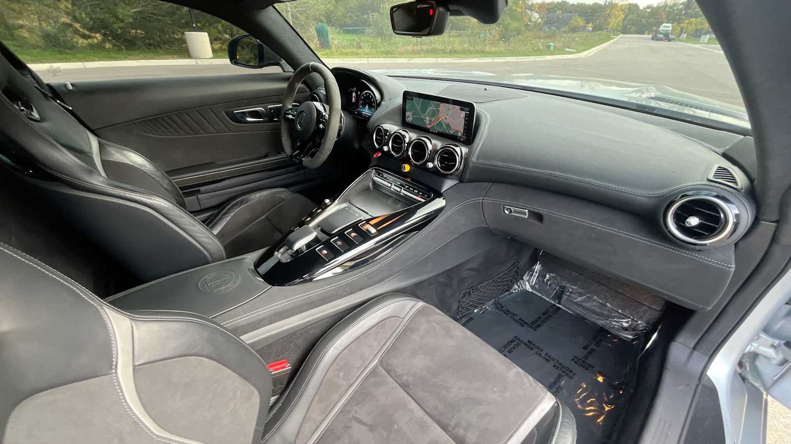 Used 2020 Mercedes-Benz AMG GT R image 11