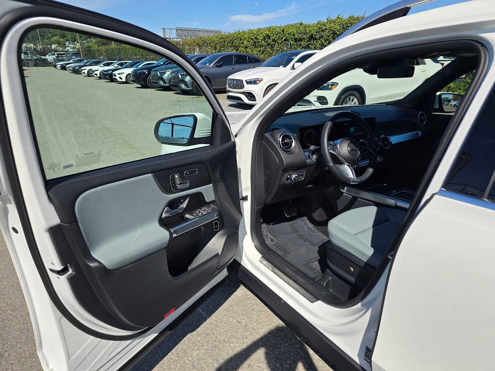 Used 2026 Mercedes-Benz GLB 250 image 21