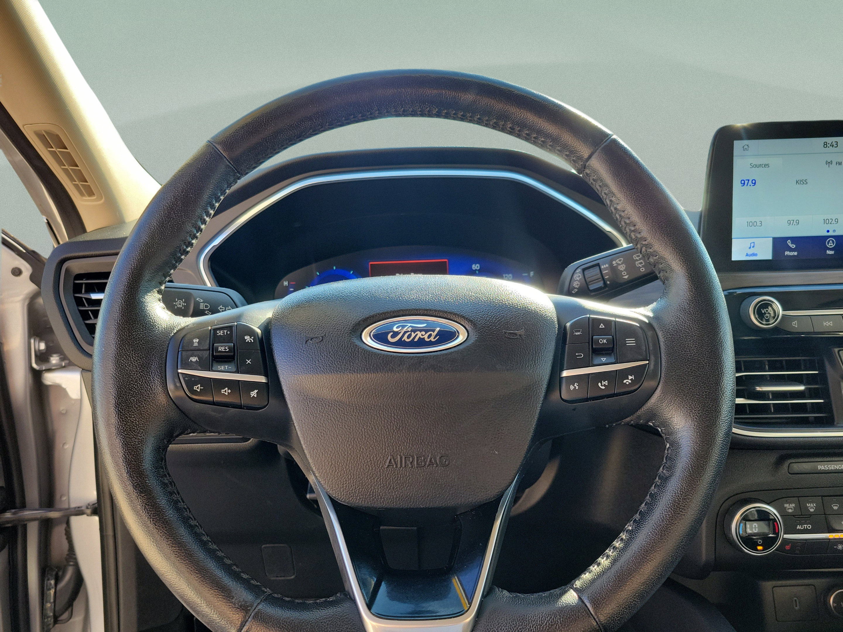 Used 2020 Ford Escape Titanium FWD image 12