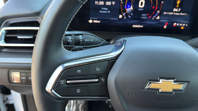 Used 2026 Chevrolet Traverse LT w/ Driver Confidence Package FWD image 24